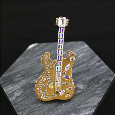 Western Medieval Electroplated Real Gold Full Of Diamonds Temperament Versatile Corsage Light Luxury Elegant Guitar Brooch