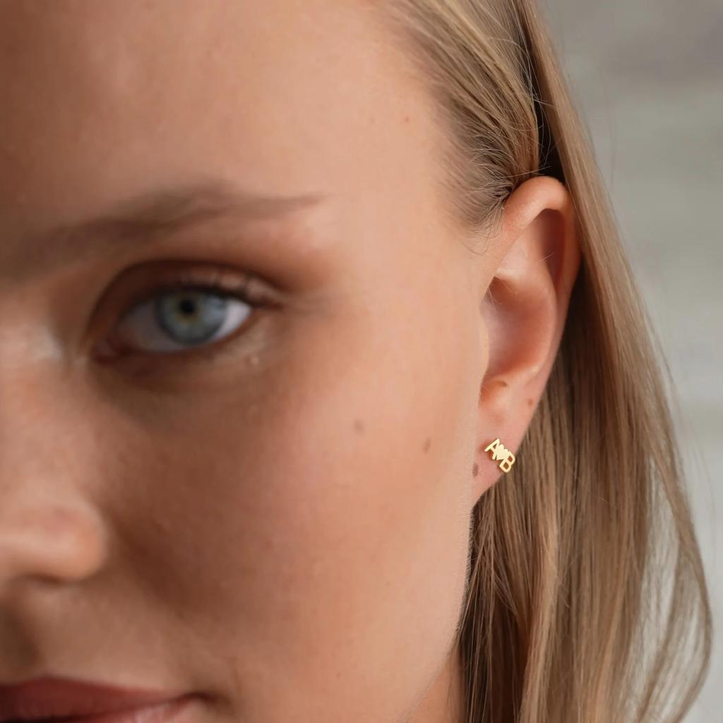 Custom Initial Stud Earrings With Heart Gold Color Stainless Steel Heart Letter Earring Valentine'S Day Gift For Wife Mom