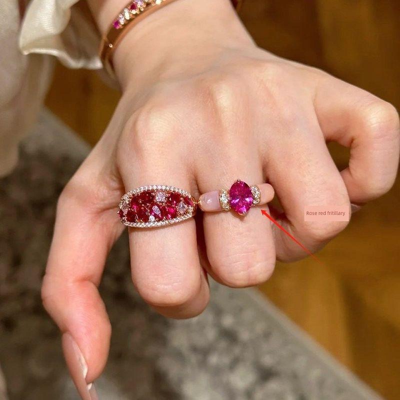 Second-Hand Vintage Red Corundum Diamond Ring for Women Plated with 18K Rose Gold European and American Retro Palace Style Index Finger Ring