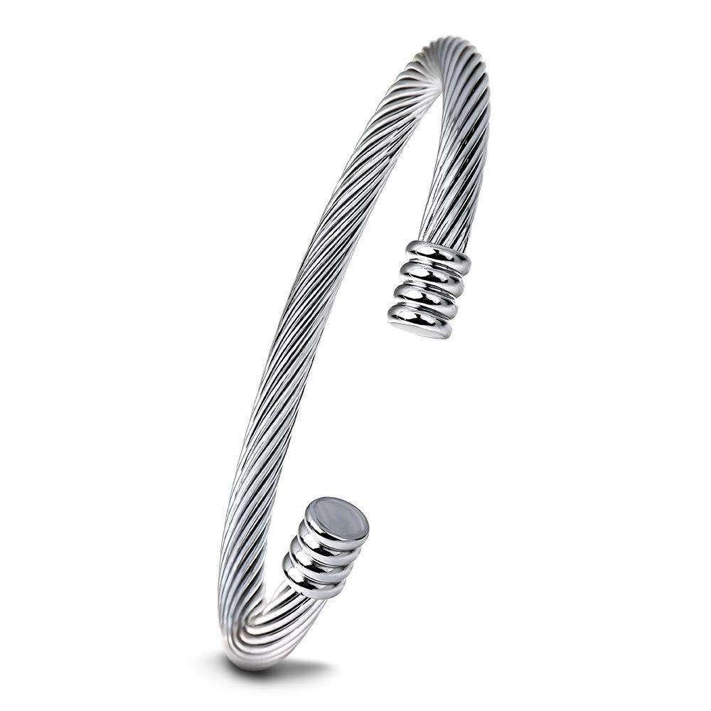 European & American 7MM Two-tone 18K Gold Woven Cable Chain Titanium Steel Bracelet for Women
