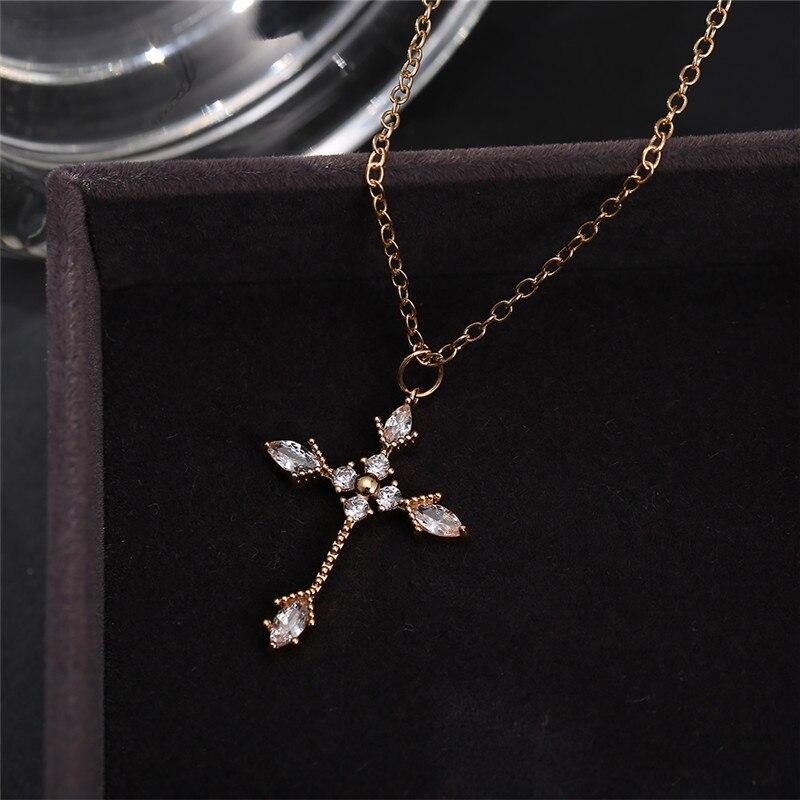 17KM Cute Gift Crystal Planet Moon Pendent Necklace for Women Fashion Gold Rhinestone Star Cross Necklaces Gift Wedding Jewelry