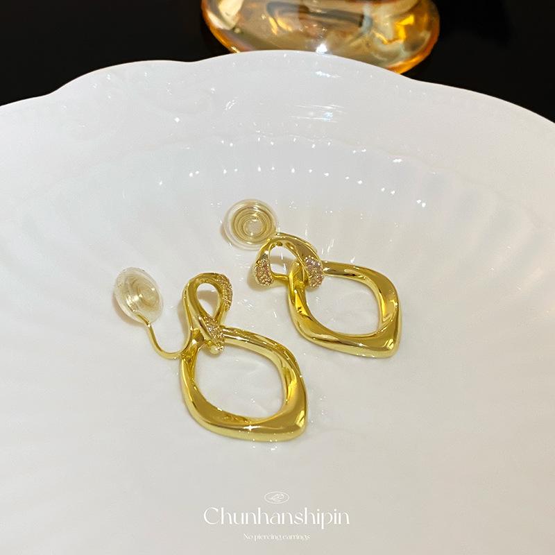 Temperament Square Gold Twist Ring Earrings Mosquito Coil Disc Micro-inlaid Zircon Stud Earrings Premium Light Luxury Niche Retro Earrings
