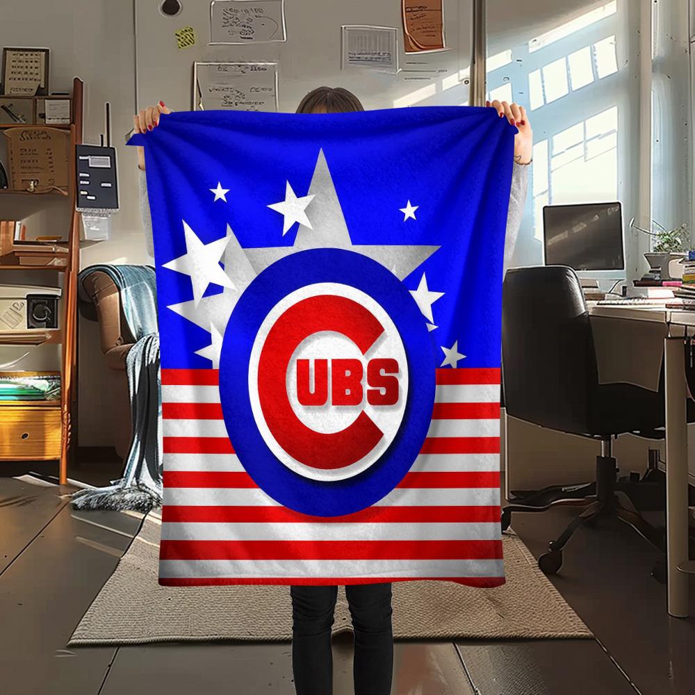 Chicago Cubs Flannel Blanket, High quality Comfortable for All Seasons, Home Decor, Warmth and Comfort