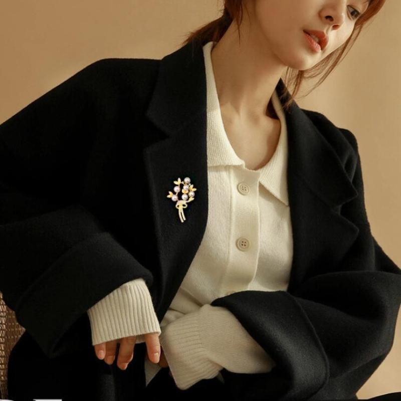 Bauhinia Brooches Pins Crystals Imitation Pearl Flower Brooch Women Wedding Party Accessories Fashion Jewelry Gifts