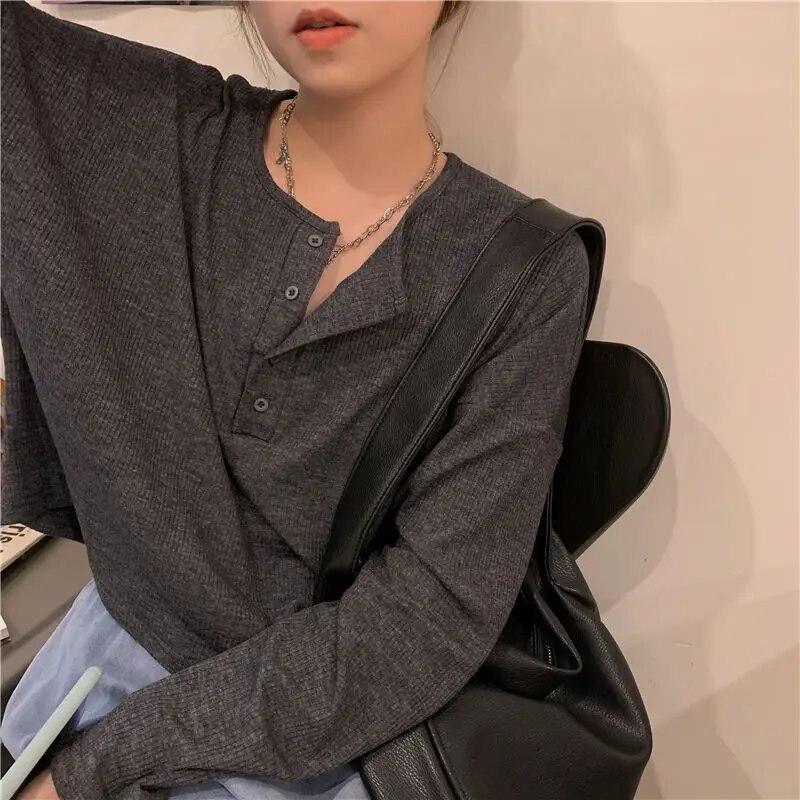 VAYLA Long Sleeve T-shirts Women Elegant Simple Pure Button Design Retro Ins Ladies Tees Top All-match BF Style Clothes