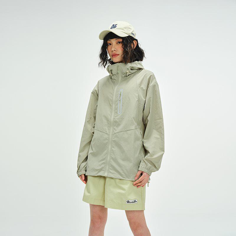 UPF 100+ Ice Silk Sun Protection Hooded Jacket - Men's and Women's UV-Resistant, Breathable, Skin-Friendly Clothing