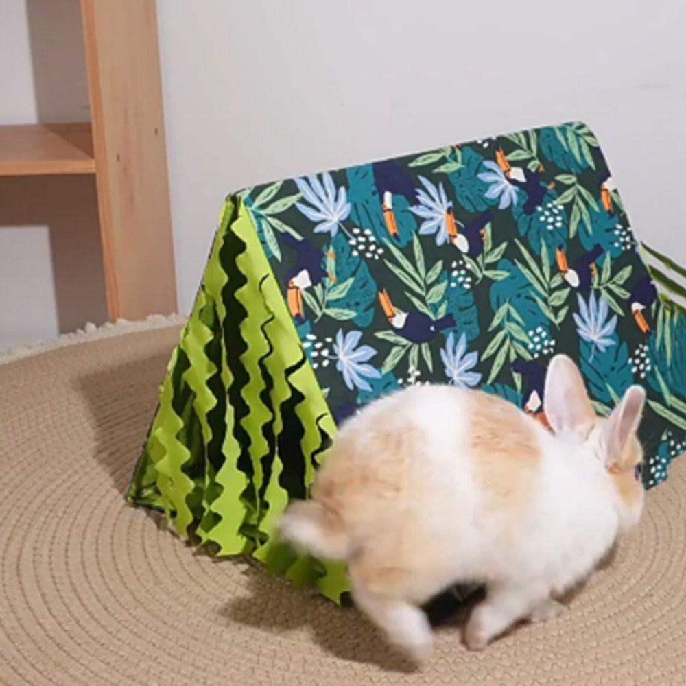 Breathable Guinea Pig Nest Parrot Pattern Hamster Triangle Tunnel  for Guinea Pig Golden Bear