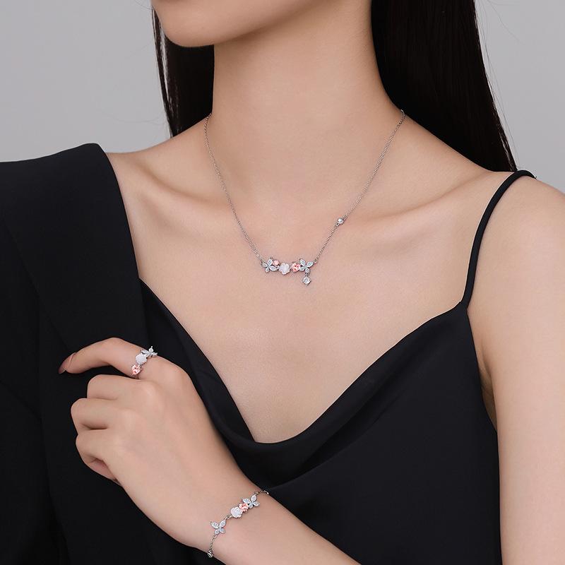 Original Butterfly Dance Flower Bracelet Women's Flower New High-end Versatile Hand Jewelry