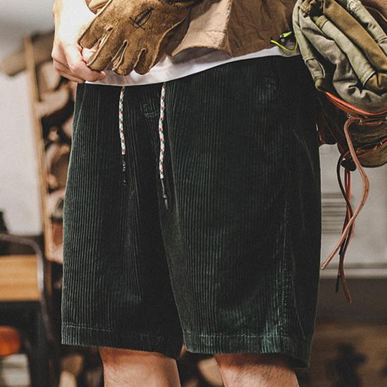 Sommershorts for menn Elastisk midje Justerbar snøring Uformelle shorts med lommer Ensfarge Corduroy strandshorts med brede ben