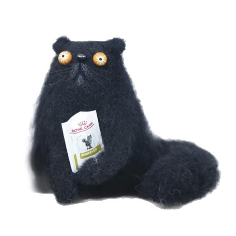 Войлочные Фамильяры – Причудливые Рукодельные Компаньоны, Рукодельные причудливые войлочные животные-компаньоны, Тревожная Мама-Опоссум