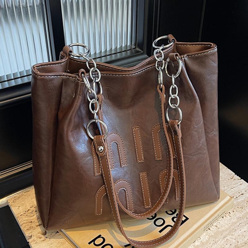 Casual Commuting Tote Bag for Women, Large Capacity Autumn New Simple Texture Shoulder Shopping Bag