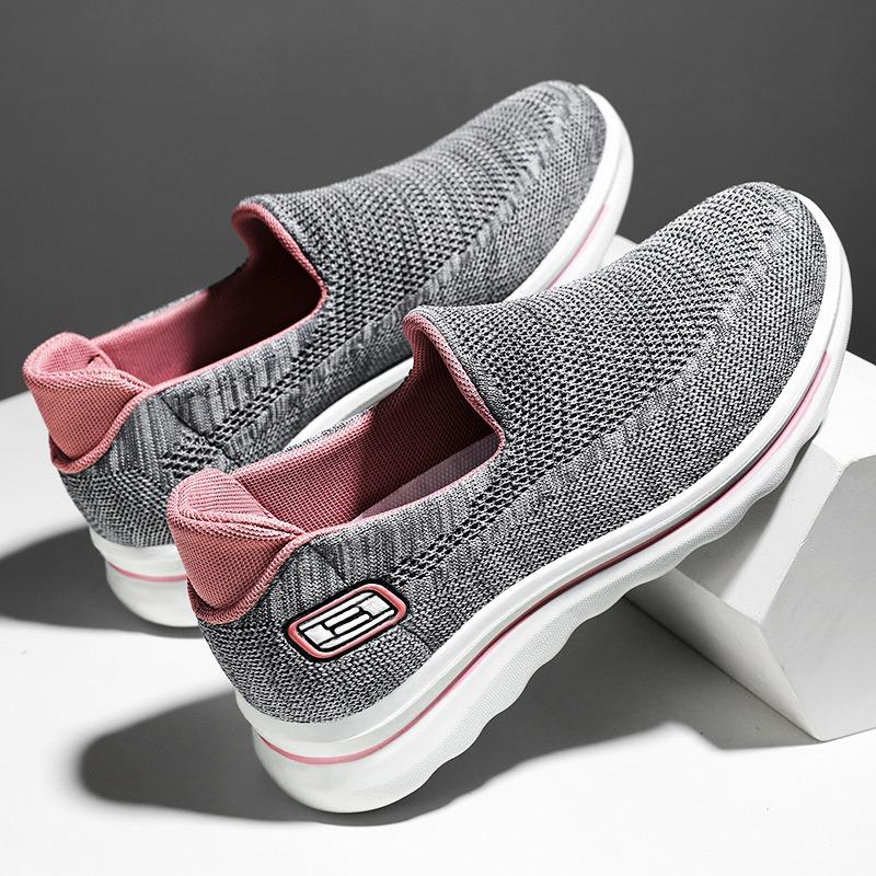 Shoes women's autumn middle-aged and old mother shoes one-pedal flat-soled elderly shoes non-slip soft-soled fly-woven women's shoes