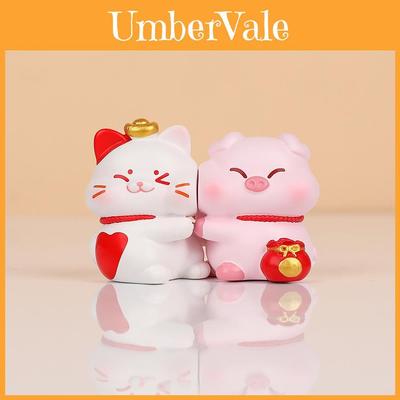 Resin Home Office Lucky Cat And Fortune Pig Figurine With Creative Design For Celebration Gifts