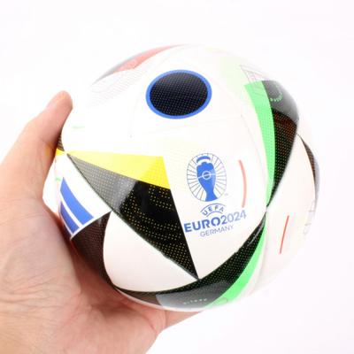 Futbal – Futbalové lopty