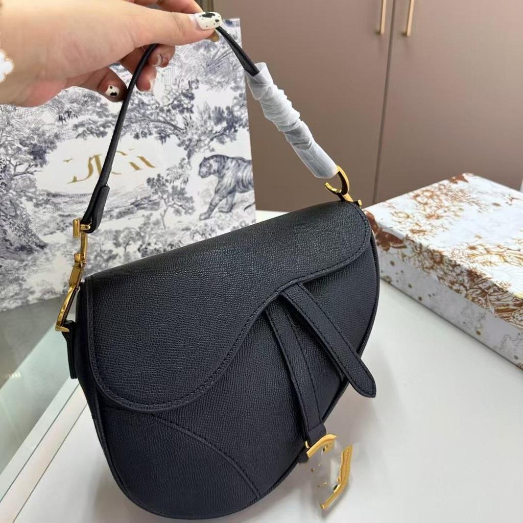 2026 Trendy Women's Fashion Genuine Leather Shoulder & Crossbody Bag