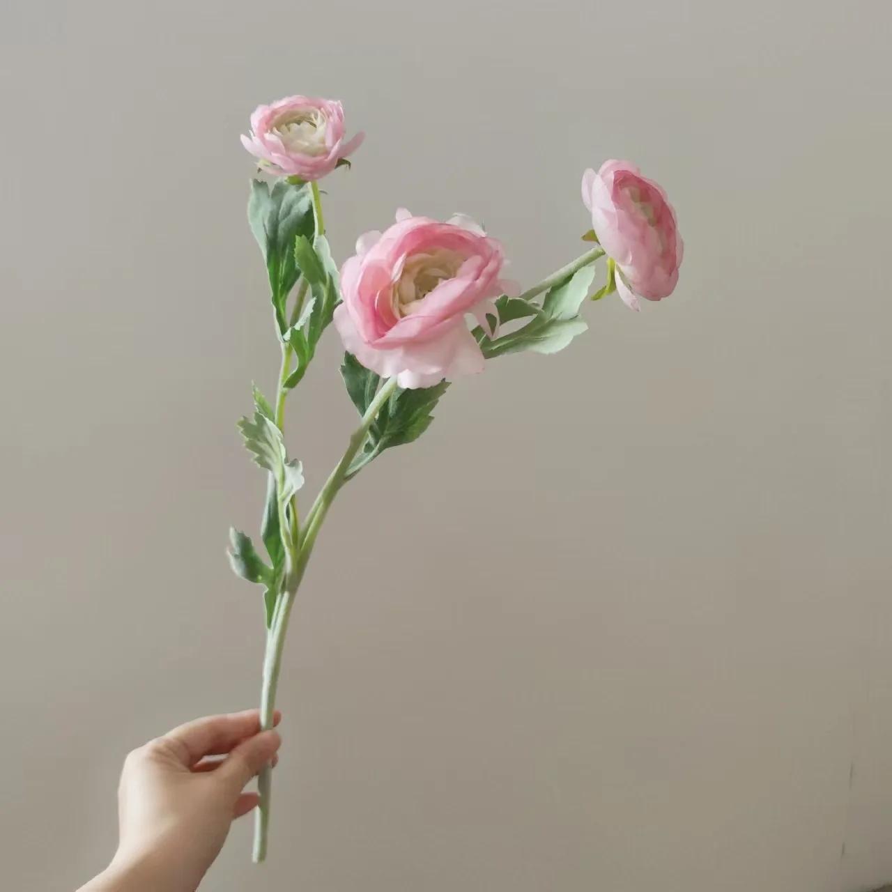 

5 шт./лот Флок 3 головки Лотос росы Искусственный шелковый цветок Свадебный декор Свадебный букет Искусственные цветы Лотос Домашняя вечеринка Настольная цветочная композиция