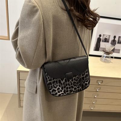 Design de niche sacoche simple tendance polyvalente petit sac carré large bandoulière imprimé léopard sac messager simple épaule