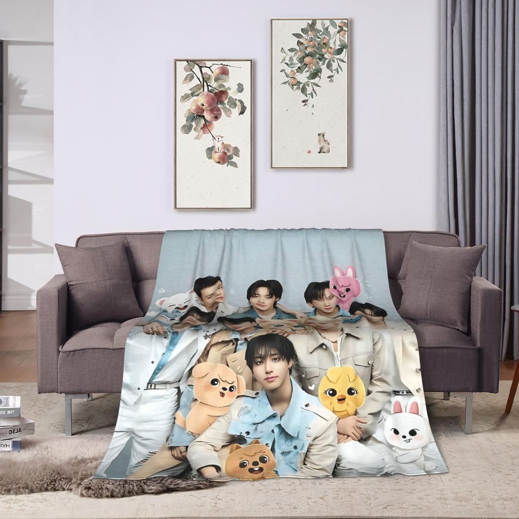 S-StrayKids Flannel Blankets Spring K-pop Boys Group Super Soft Bedding Throws for Living Room Fluffy Bedspread Sofa Bed Cover