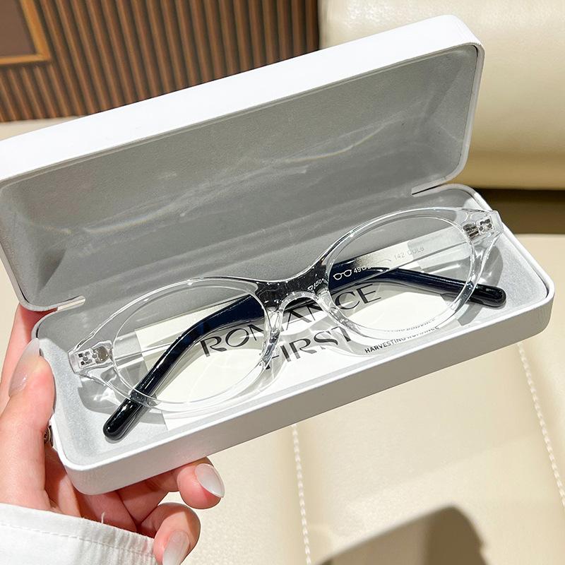 Women's Small Oval Frame Plain Glasses Fashion Anti Blue Light Face Enhancing Glasses Ultra Light High-definition Eyewear