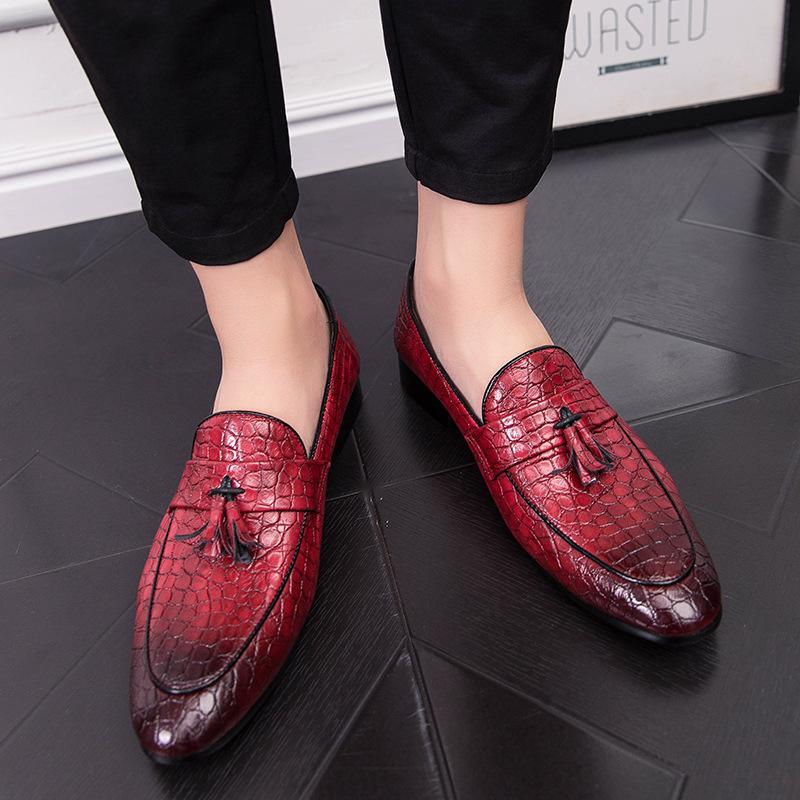 Hairstylist leather shoes men's Korean version of trend British business leisure low-top one-pedal Doudou shoes nightclub small leather shoes men