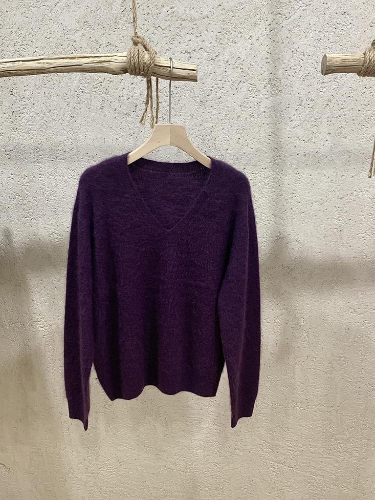 Women’s High-End Plush Wool-Cashmere V-Neck Sweater - Seamless, Soft, Stitched Knit Top