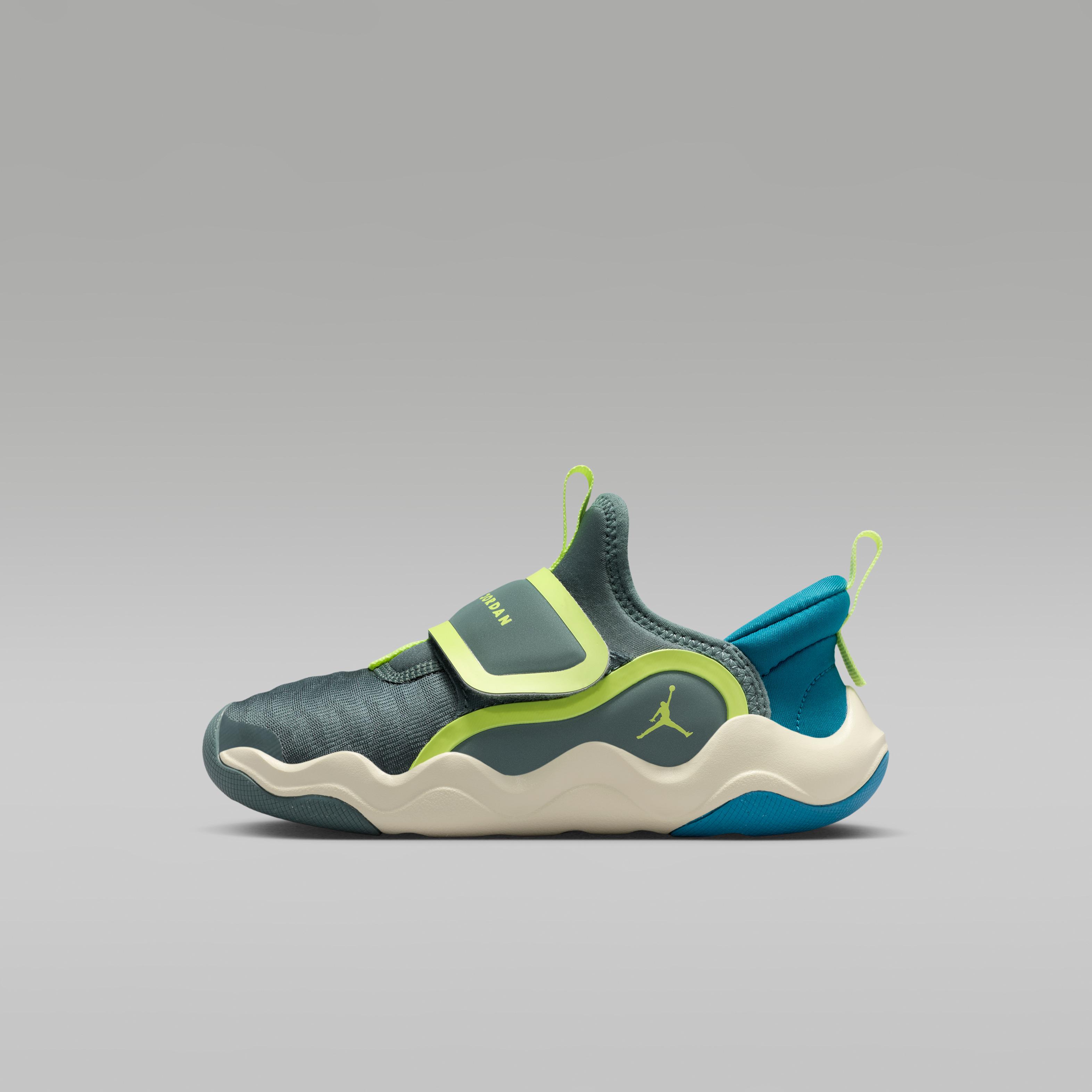 

Jordan 23/7.2 EasyOn Hasta Sea Glass Light Lemon Twist (PS) 32
