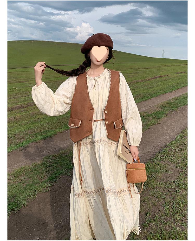 2025 Beige Women's Two-Piece Set: Retro Merlot Vest & Long Dress for Spring/Autumn Holidays