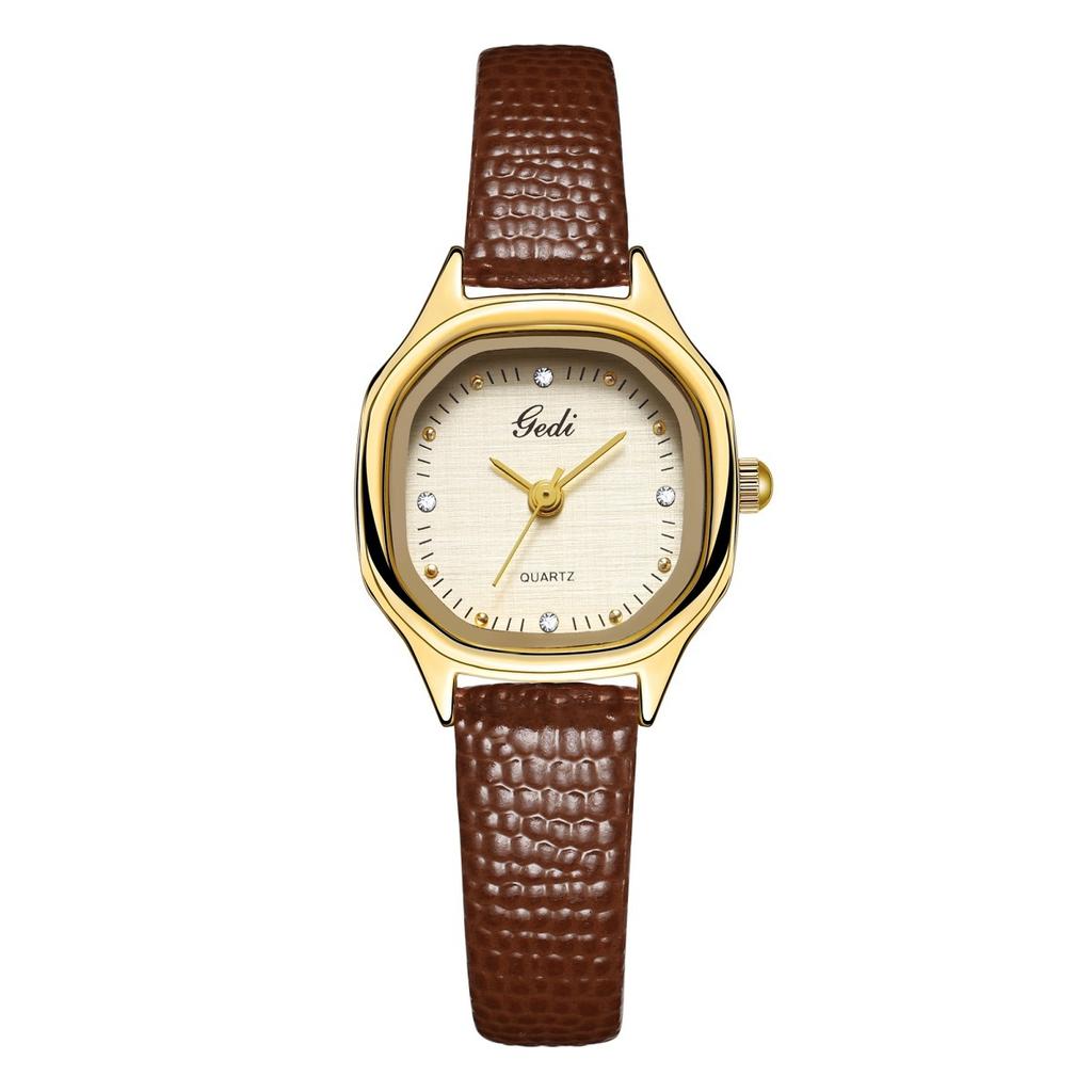 Luxo Leve Nicho Superfície com Padrão de Tecido Mostrador Pequeno Requintado Moda Pulseira com Padrão de Cobra Imitação Relógio de Quartzo Retrô