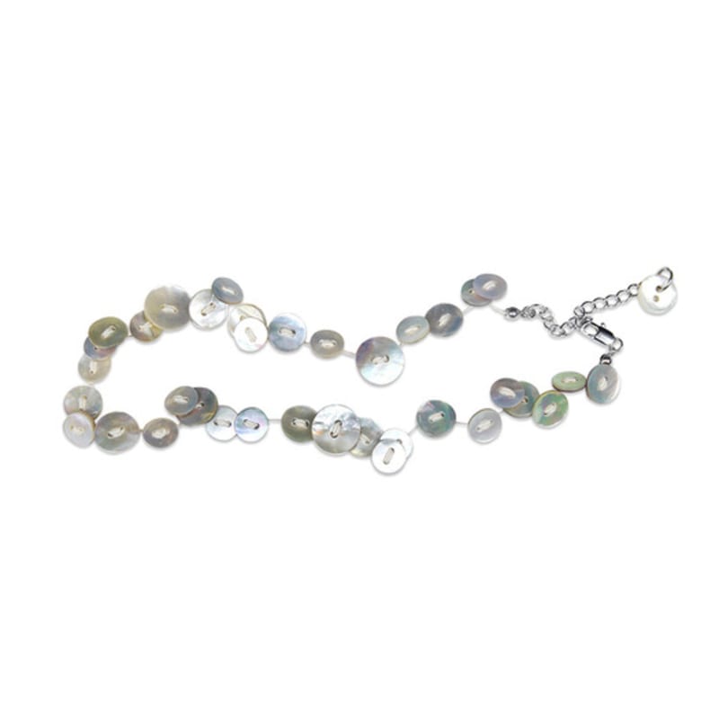 THE YNE SHELL BUTTON NECKLACE