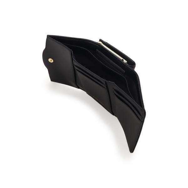 Samantha Vega Vintage Smooth White Bi-fold Wallet,