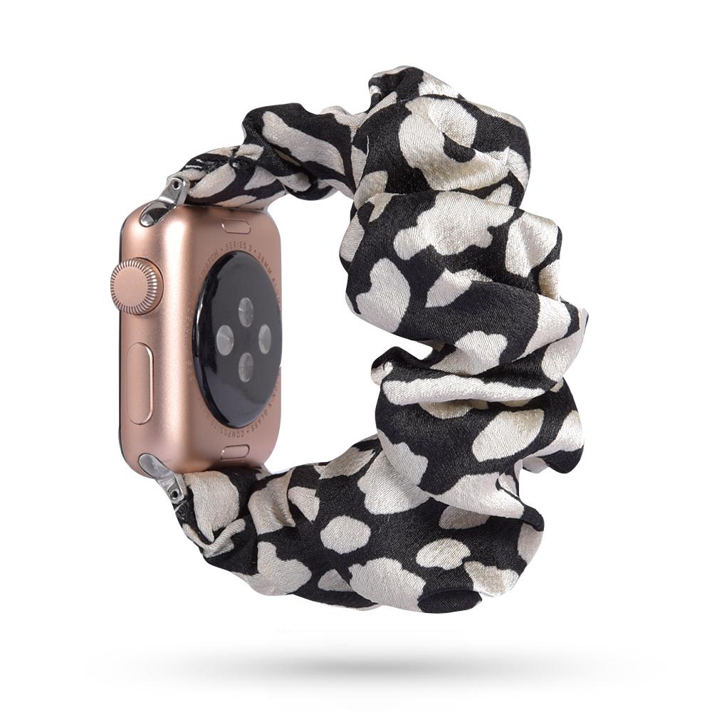 Scrunchie Strap for Apple Watch Band 44mm 40mm Correa iWatch 38mm 42mm Belt Solo Loop Watchbands for Series 7 6 SE 5 4 3