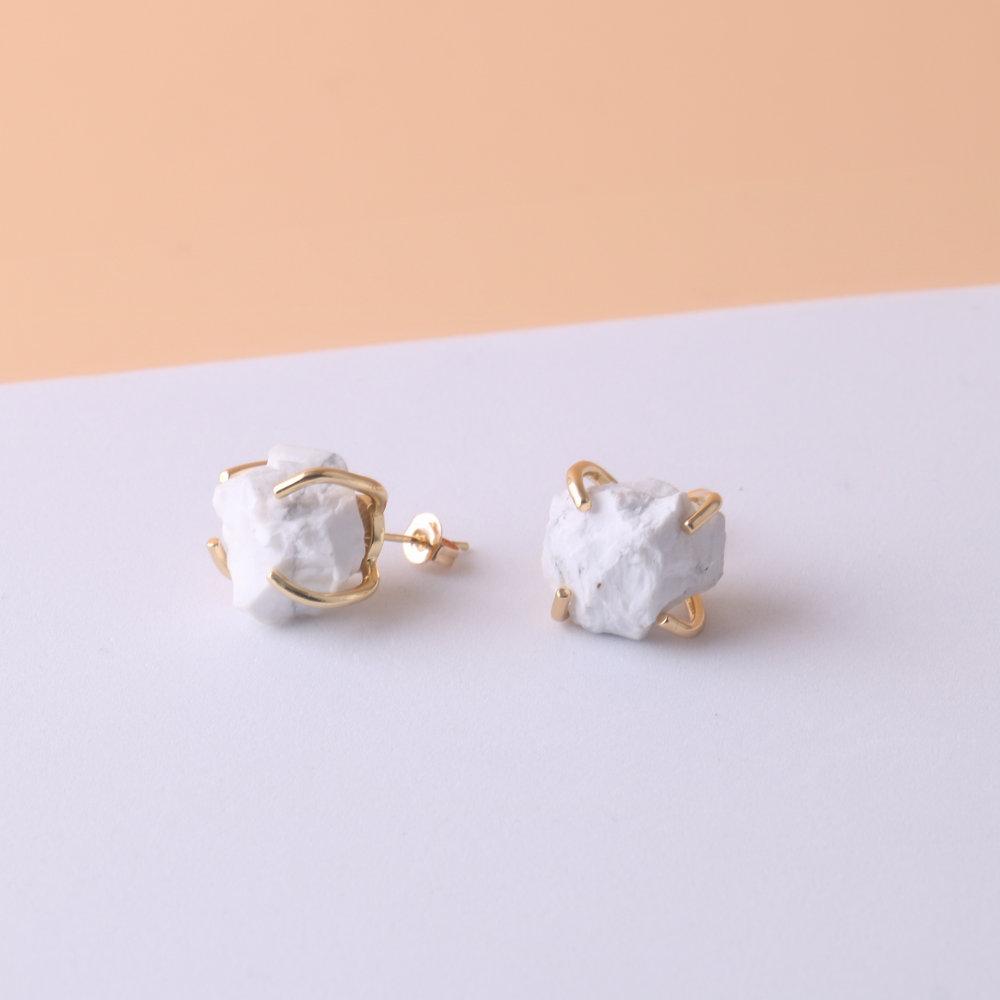 Natural Gemstone Earrings for Women - 18K Gold Plated Raw Amethyst and Rose Quartz Healing Crystal Stud Earrings