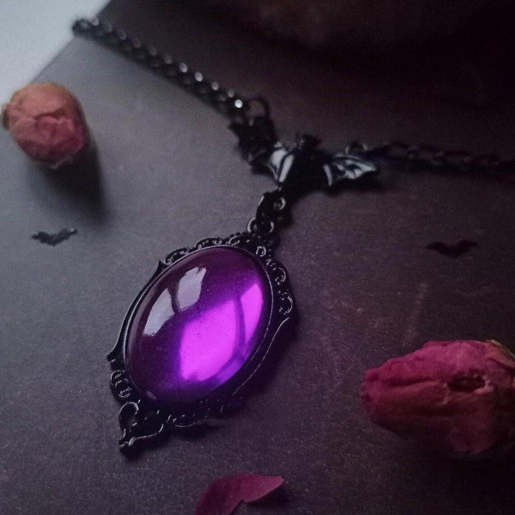 Cross Thorn Heart Gothic Necklace: Dark Trendy Hip Hop & Niche Subculture Accessory