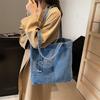 2025 new denim shoulder bag women's casual simple Korean version girls tote bag canvas student portable make-up bag