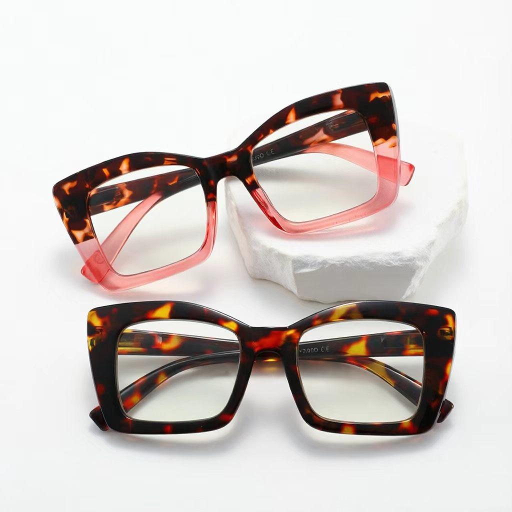New European and American anti-blue reading glasses tortoiseshell pattern fashion square high definition spring leg reading glasses