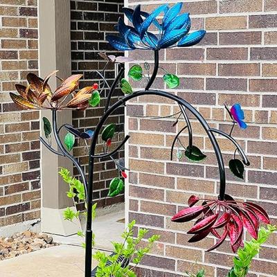 Windrad-Windspiel aus Metall für den Garten, Windrad aus bunten Blumen, buntes Windrad aus Metall, Dekoration für den Hof/Außenbereich