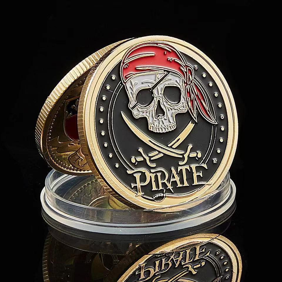 French Caribbean Pirates, skull gold-plated, commemorative medal, 32mm one handed gold coin, pirate ship, One Piece coin золотой