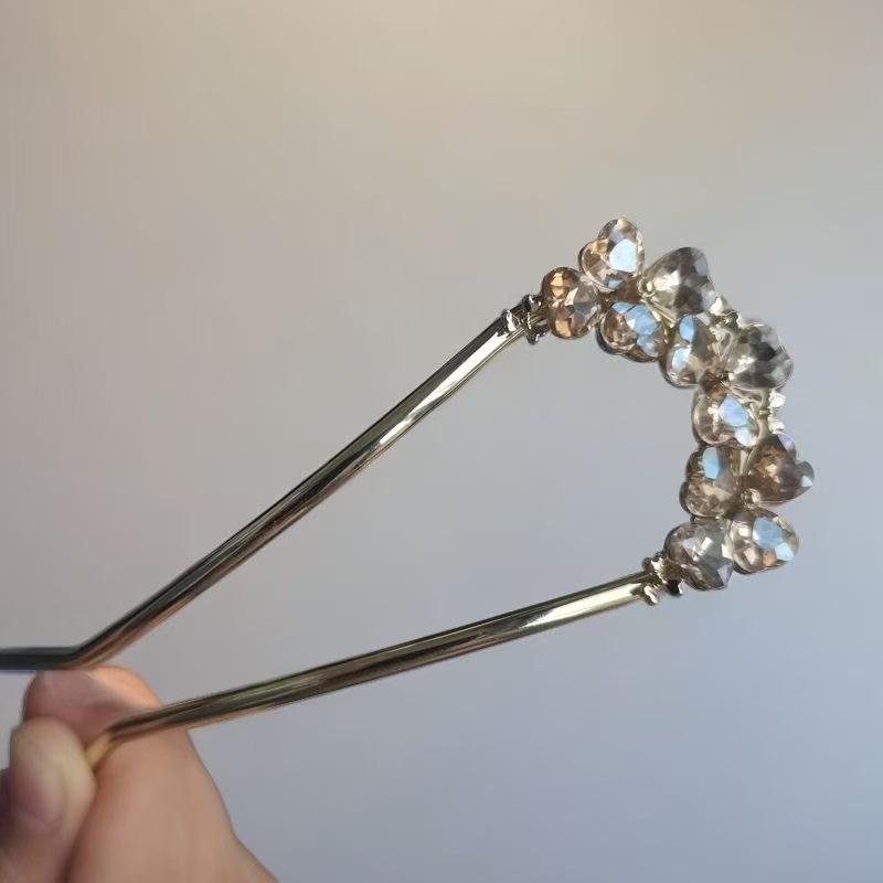 Agrafă de păr elegantă în formă de U cu magnolie: Coc high-end în stil chinezesc, accesoriu de păr pentru qipao.