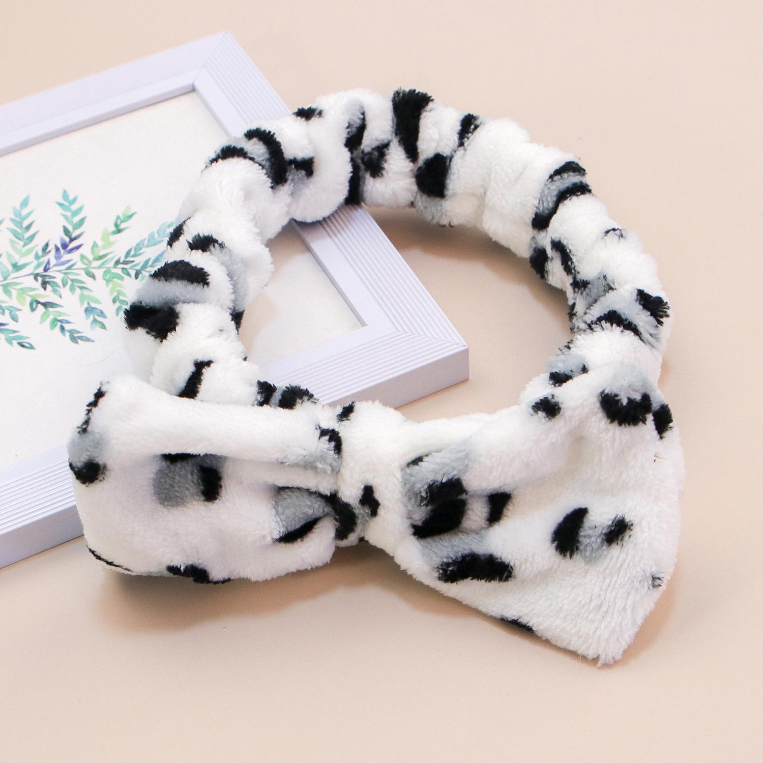 

Леопардовая спа-повязка на голову из кораллового флиса, повязка для макияжа, мягкие повязки для умывания лица, повязки на голову для лица, милые повязки с бантом для женщин, девушек