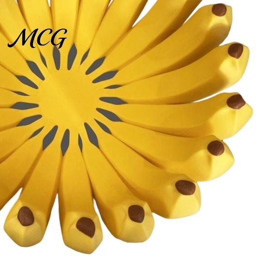 Burr-free Kitchen Bowl 3D Printed Banana Fruit Bowl, Large Capacity Tray Holder, Decorative Candy Snack Shape Food Serving Plate for Kitchen,