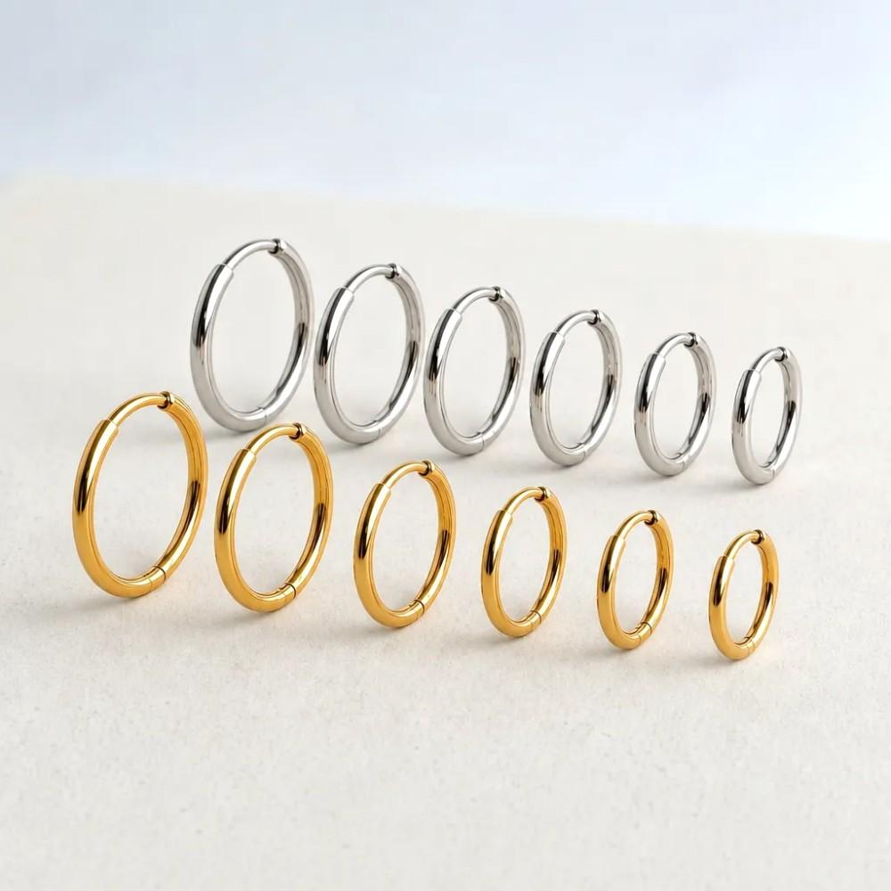 Pendientes de Aro Minimalistas Mariasz de Acero Inoxidable Finos y Delicados de 1.6 mm para Mujeres Hombres Pequeños Redondos de Oro Huggies Joyería