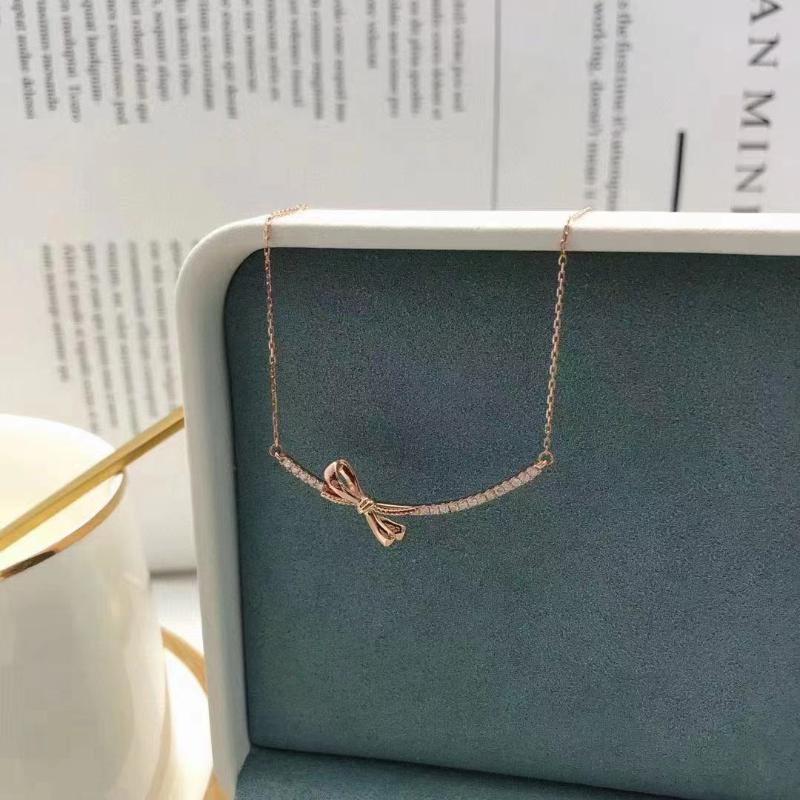 2024 New Smile Necklace Niche Design Bowknot Clavicle Chain 925 Silver Women's Party Jewelry Temperament All-match