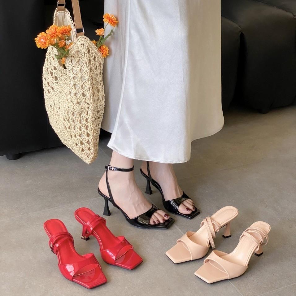South Korea Dongdaemun women's shoes 25 summer new models with French square head solid color temperament open-toed thick-heeled sandals