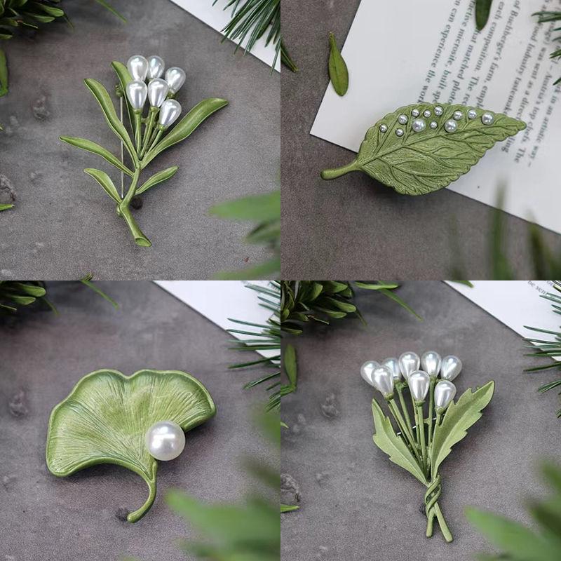 Elegant 3D Leaf & Pearl Brooch - Fashionable Pin for Clothing Accessories