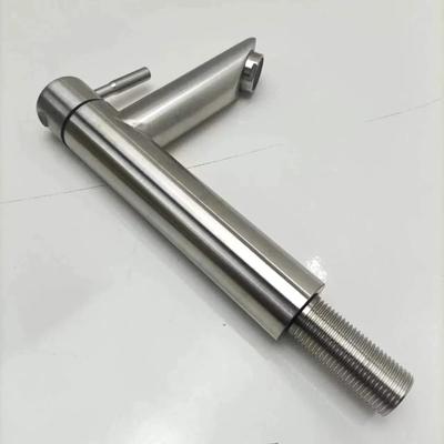 Waschbeckenarmatur 304 Edelstahl Einzelkaltwasserhahn Schwarz Silber Farbe Tischmontage Waschbeckenhahn G1/2