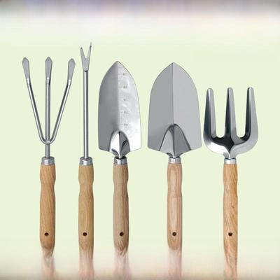 In Stock: Stainless Steel Garden Shovel for Planting and Outdoor Use, Ideal for Cauliflower and Other Vegetables.