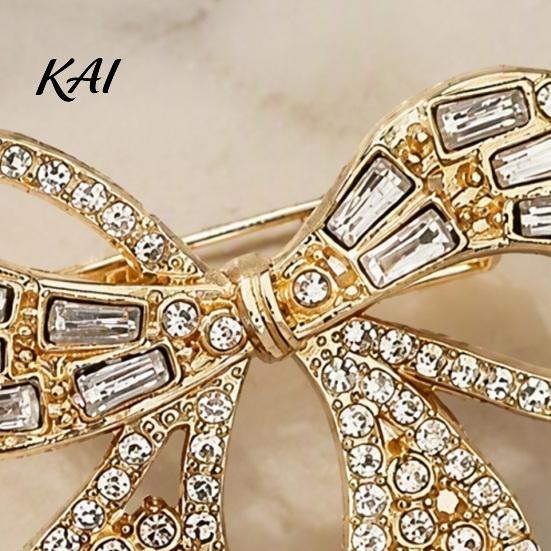 Outfit Embellishment Pin Sparkling Rhinestone Bow Brooch, Mini Bowknot Shaped Lapel Shape Jewelry Pin, Clothing Accessory for Women Girls Decorative