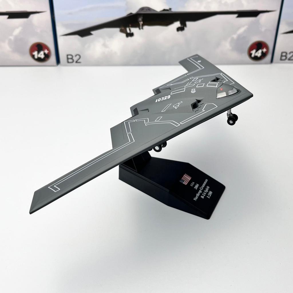 Kampfflugzeugmodell im Maßstab 1/200, US B-2 Spirit Bomber, Militärflugzeug-Nachbildung, Flugzeug aus dem Zweiten Weltkrieg, Sammlerspielzeug für Jungen