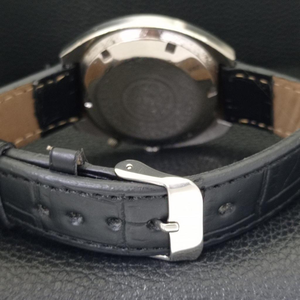 RICOH R31 AUTOMATIC JAPAN MENS VINTAGE SILVER COLOR DIAL WATCH a701946-5 R207-a701946