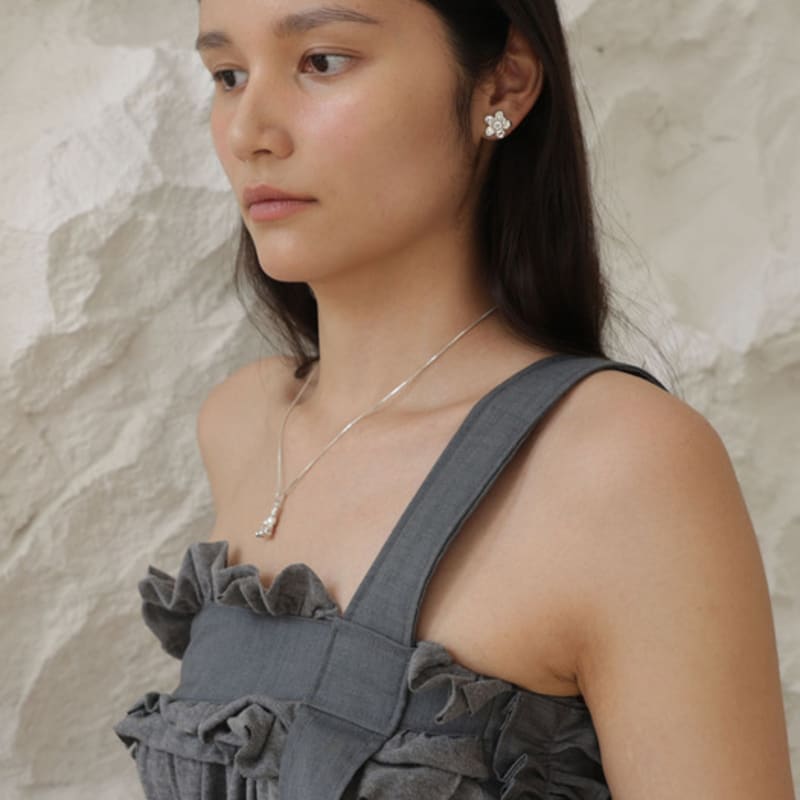 

Nephrite Flower earrings Silver